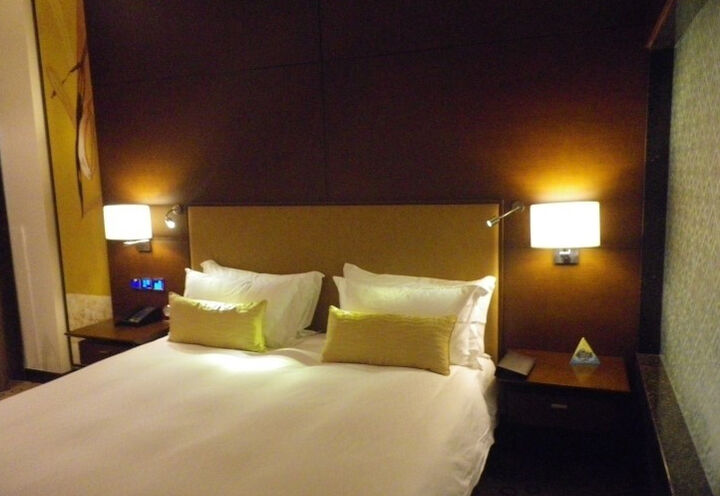 room detail thumbnail 0