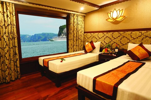 오리엔탈 세일스