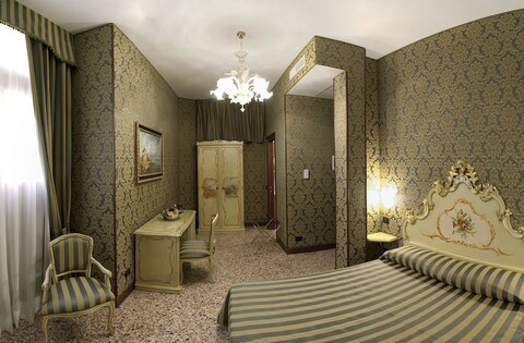 호텔 알 밀칸톤