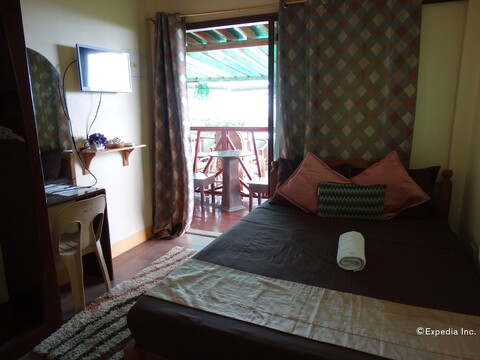 로열 파라다이스 게스트하우스