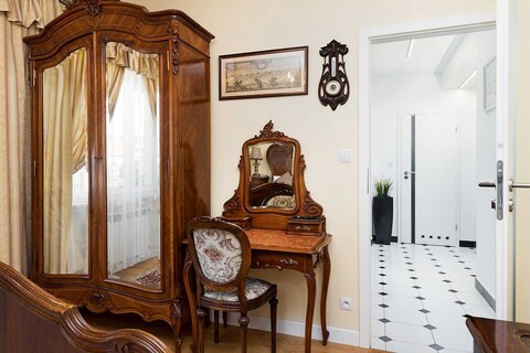 앳 더 파운틴 아파트먼트