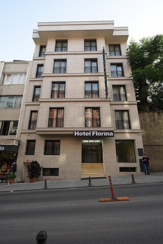 플로리나 호텔