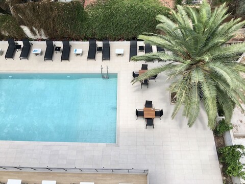 아테네 코스트 호텔