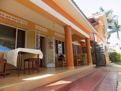 리바니 비치 모텔