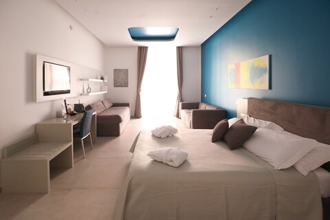 톨레도 16 럭셔리 스위트