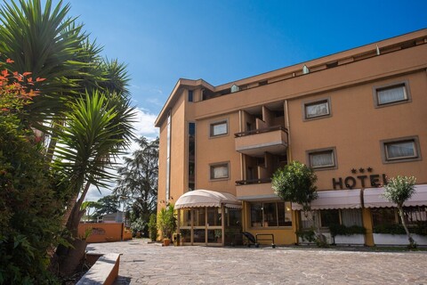 호텔 산타 마우라