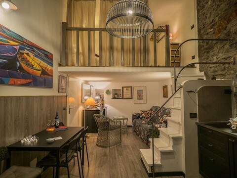 페트렐라스 포인트 스튜디오, 에어컨 있음