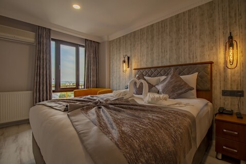 아브라시아 포트 호텔