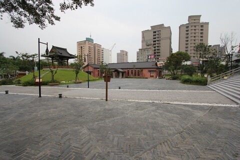 치어스 로프트 - 호스텔