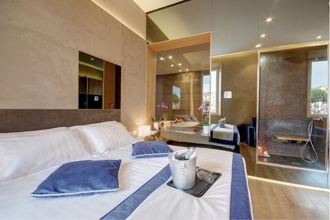 선 스위트 럭셔리 판테온