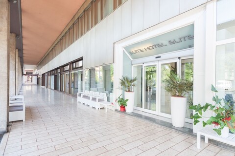 스위트 호텔 엘리트