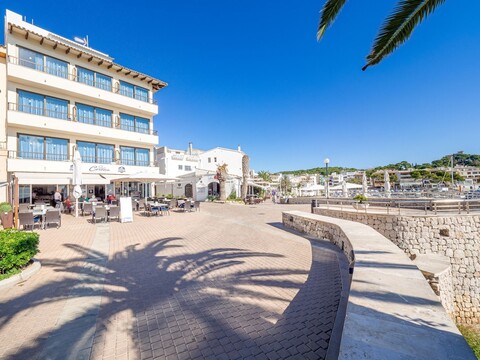 호스탈 포트 코로나