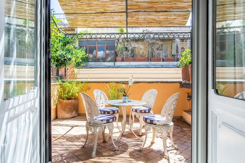 프라티나 아파트먼트