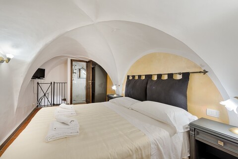 산토 스피리토 프레스코스 바이 메가