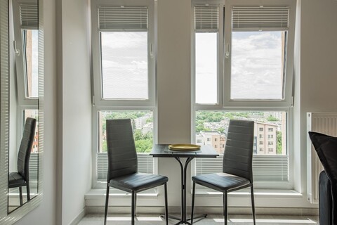 코지 펜토우세스투디오 시티뷰 W12