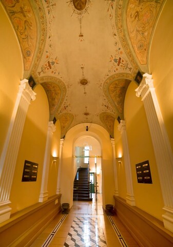 레지던스 제크나