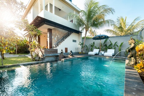 리암 프라이빗 빌라