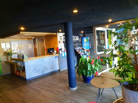 시트호텔 디자인 북링 에브리 생 제르맹 레 코르베이 세나르트