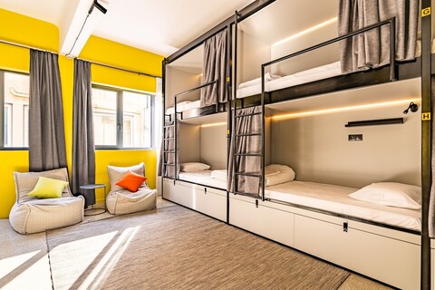 아테네 허브 호스텔