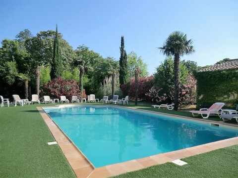 디 오리지널스 시티, 오텔 뒤 파르크, 아비뇽 에스트