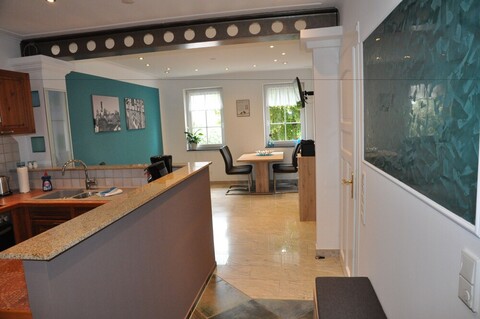 아파르트멘트하우스 암 치메르플라츠