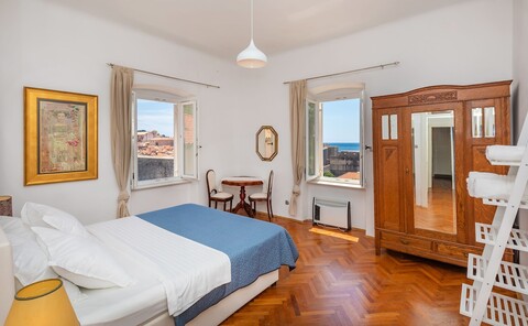 아파트 앙트르 레 자르덩