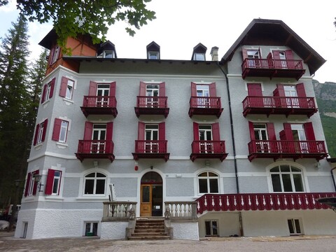 호텔 크로다 로사