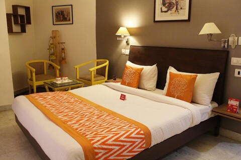 오요 2457 호텔 잠발라