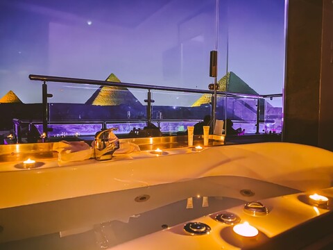 베스트 뷰 피라미드 호텔