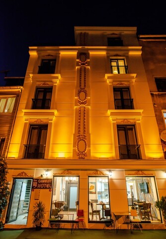 더 카멜롯 호텔