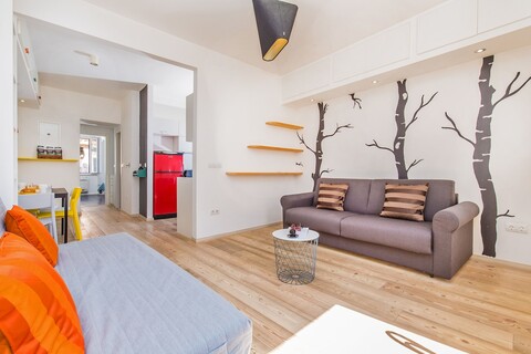 아파트먼트 앤드 룸 조이