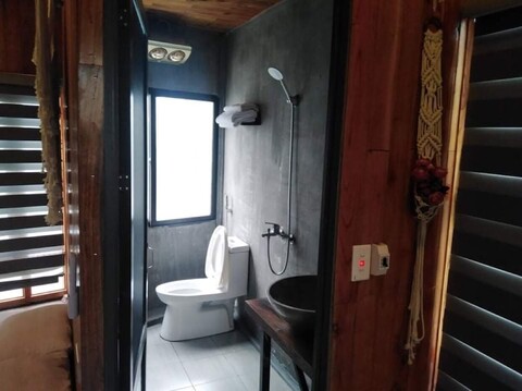 칠아웃 빌리지 탐 다오