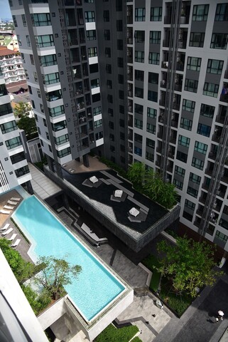 더 베이스 센트럴 파타야 바이 아라아트