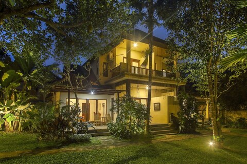 망기스 사리 게스트 하우스