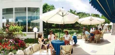 호텔 빌라 트레 소렐레