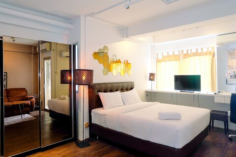 넓은 미니멀리즘 스타일 스튜디오 - 파쿠부워노 테라스 아파트먼트