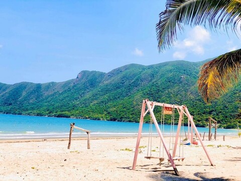 탄 손 냣 콘 다오 리조트