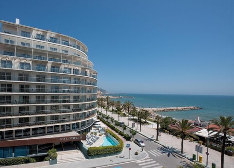 호텔 칼리폴리스