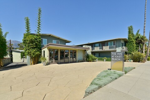 더 인 앳 이스트 비치