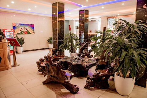 OYO 1143 투 지앙 호텔