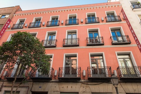 프티 팰리스 트레스 크루세스