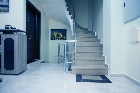 골든 사레이 아파트