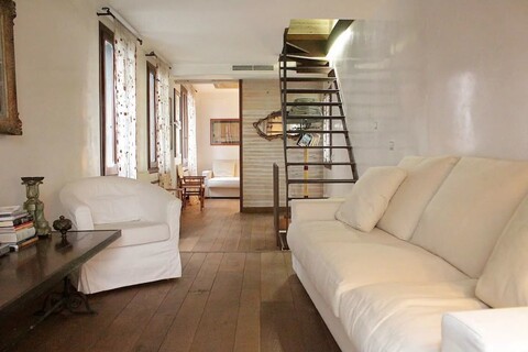 베네치안 하우스 위드 테라스