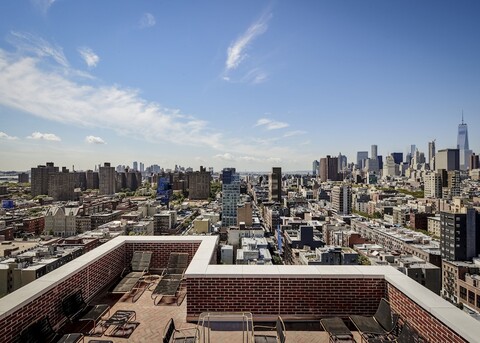 더 러들로 호텔