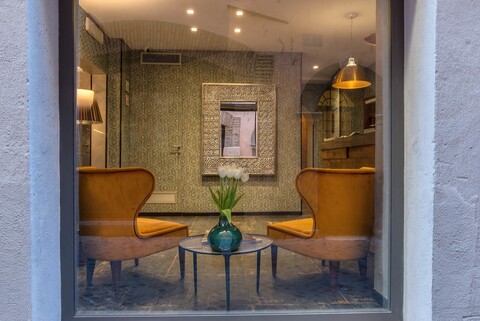 나보나 에센스 호텔