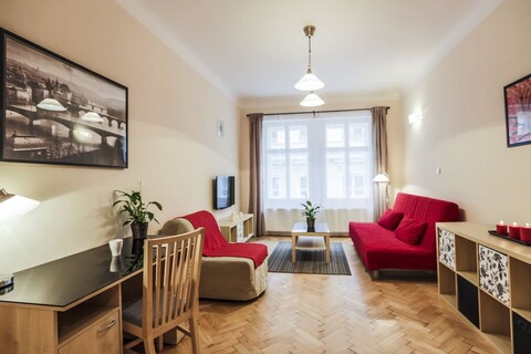 어코모데이션 스메츠키 14