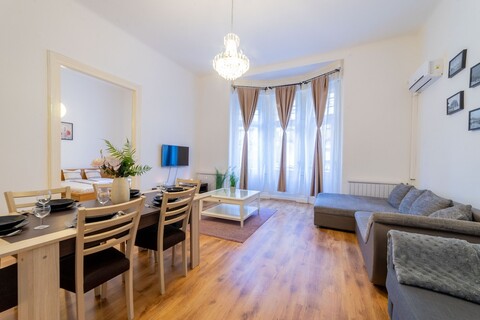 리얼 아파트먼트 로바그