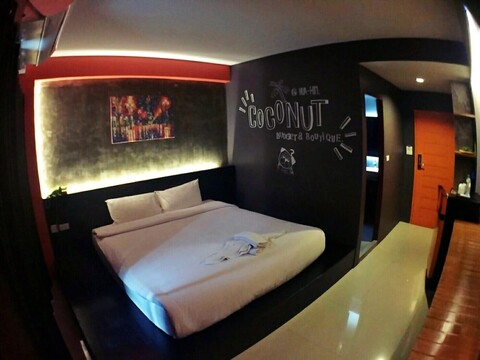 코코넛 버짓 앤드 부티크 후아힌