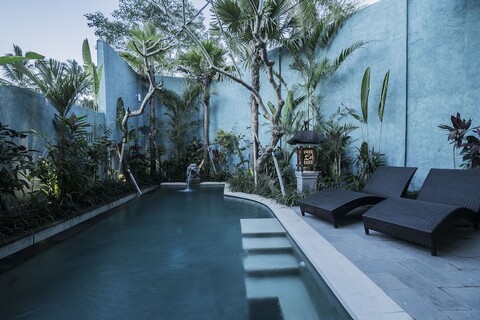 빌라 타나 카리크