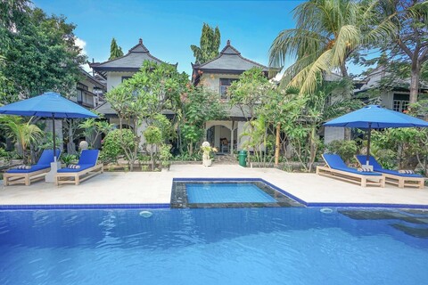 마르타스 호텔 길리 트라왕안